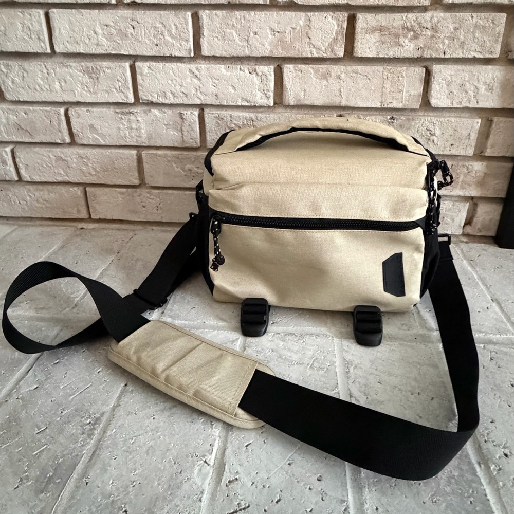 Bagsmart Beige Camera Bag